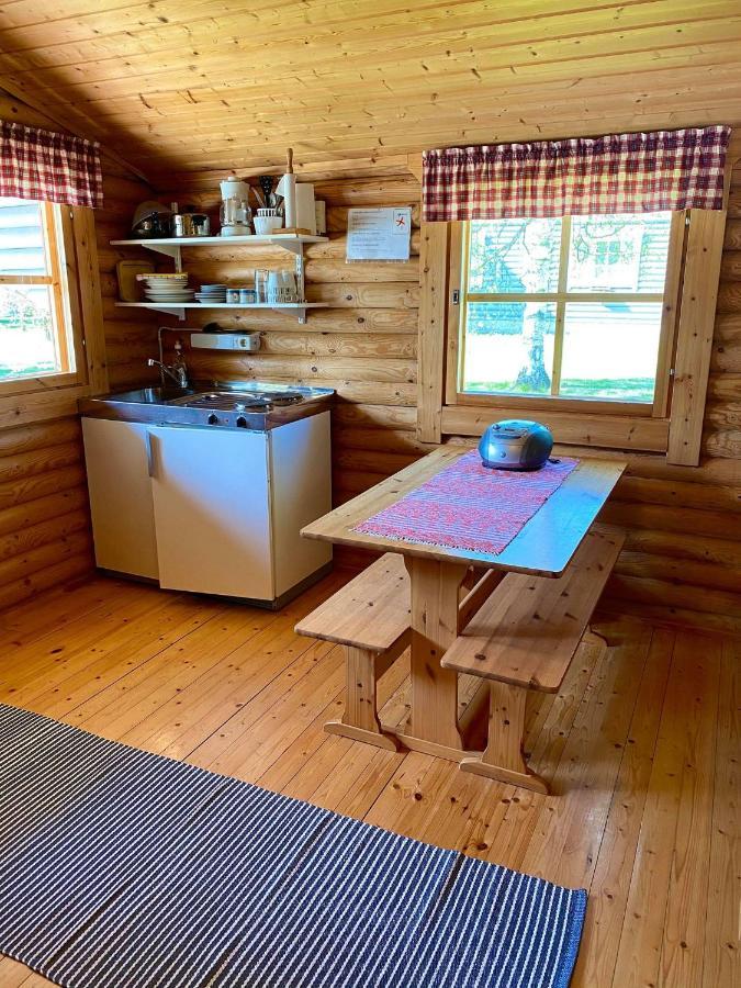 Huhtaniemen Moekkikylae Hotell Veteli Eksteriør bilde
